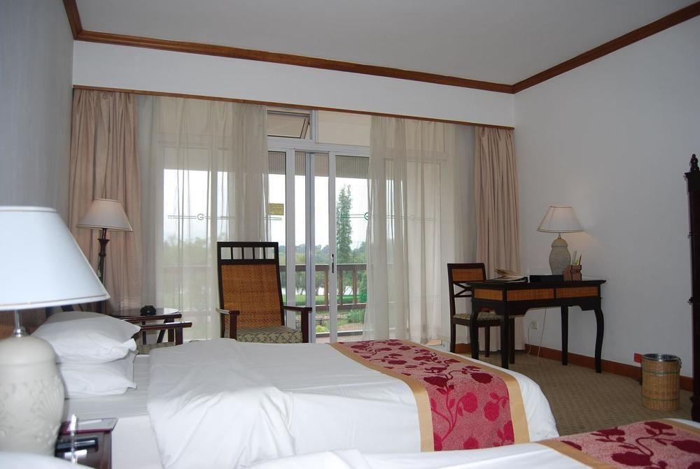 Yunnan Dianchi Garden Resort Hotel & Spa Kunming Exteriör bild