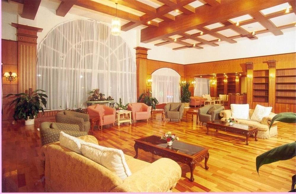 Yunnan Dianchi Garden Resort Hotel & Spa Kunming Exteriör bild