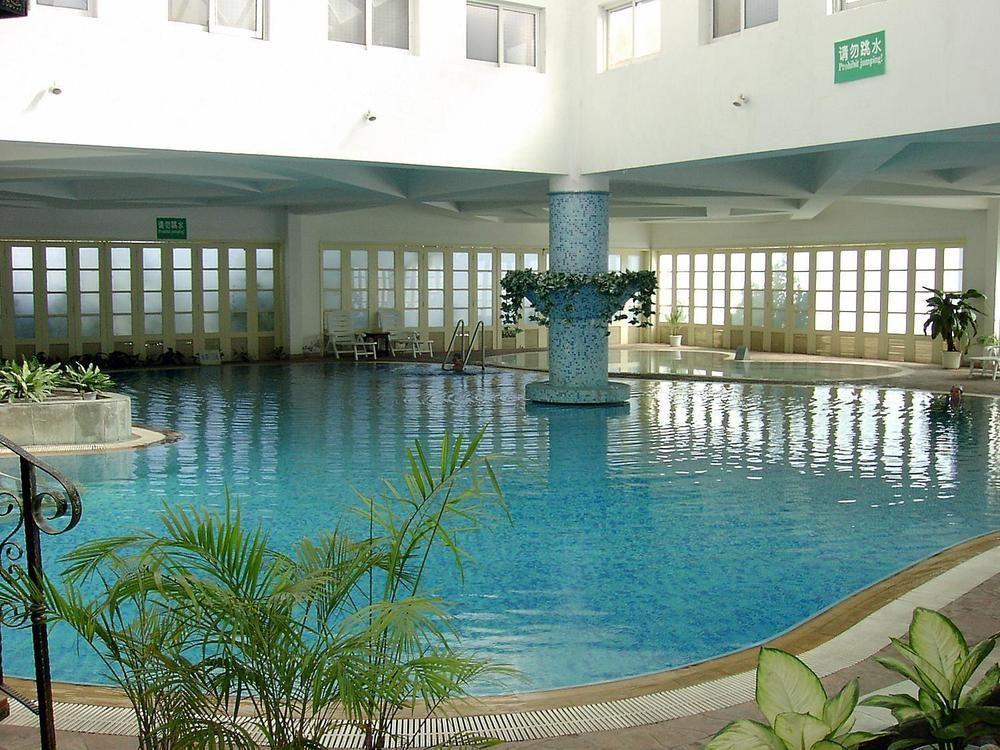 Yunnan Dianchi Garden Resort Hotel & Spa Kunming Exteriör bild