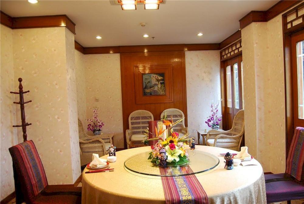 Yunnan Dianchi Garden Resort Hotel & Spa Kunming Exteriör bild