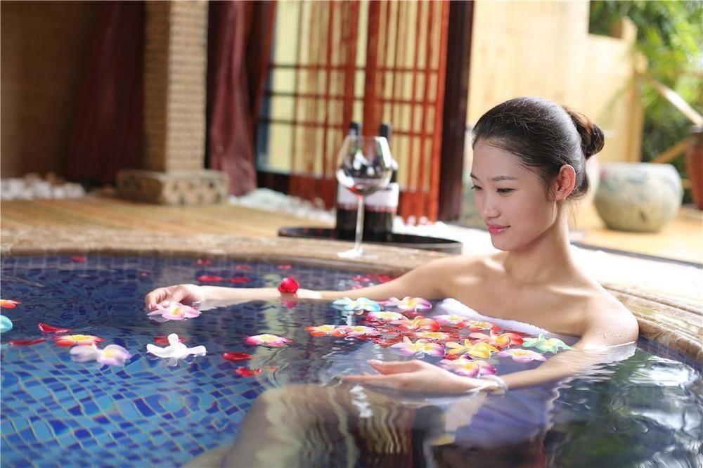 Yunnan Dianchi Garden Resort Hotel & Spa Kunming Exteriör bild