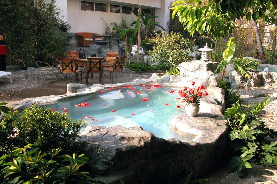 Yunnan Dianchi Garden Resort Hotel & Spa Kunming Exteriör bild